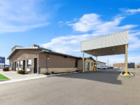 Howard Johnson by Wyndham Thunder Bay Hotels in Thunder Bay