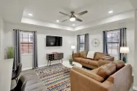 Stylish Duplex with Private Backyard - Inviting Family Haven