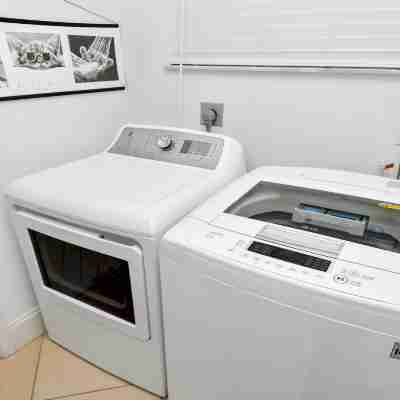 Altaira - Top Location, Lake View, Pool, Spa,4 Bed Others