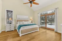 Spacious and Updated Home in Wintergreen