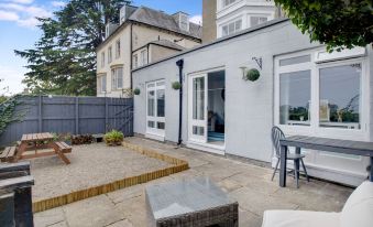 Gorgeous Cosy Apartment in Richmond - Housity