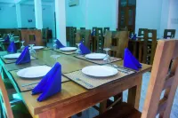 Yala Hotel Elephant Eye - Desayuno