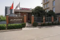 Alpinist Hotel