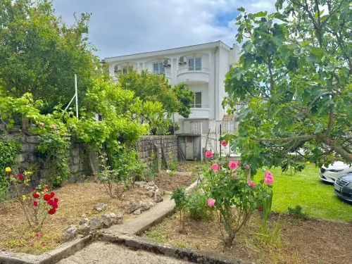 B&M Holiday Rooms Hotels in Prijevor