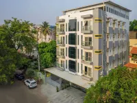 The Hosteller Bangalore, Indiranagar Hotels near RMZ Infinity
