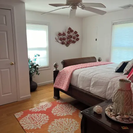 Charming year-round beach home in Indian Town, Old Saybrook