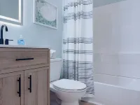 Fresh Design-Walk to Salem-Food-Train Station Hotels in Beverly