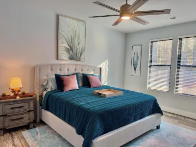 Hub City Haven 2; Brand NEW-3 BR, 2 BA Home Near Tyger River Park & Downtown