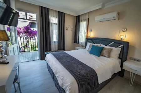 Carrington Suites