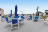 7203 Atlantic Ave Unit 304Recently renovated condo right by the beach !!