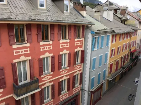 Bright through-apartment for 6 people Отели в г. Барселоннет