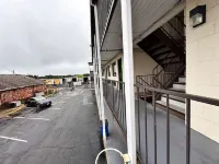 Cloverleaf Motel Richmond Near Turnpike