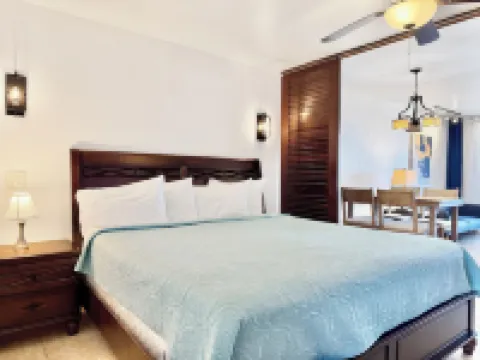 Sapphire Beach Beachfront Condo Free Wi - Fi! - Save!