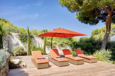 Loue Belle Villa Presquîle DE Giens VUE MER -5 Chambres -piscine À Débordement