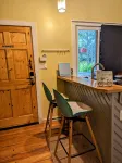 West Bay - Sunny and Modern Beach Cottage - 2 Bedrooms!