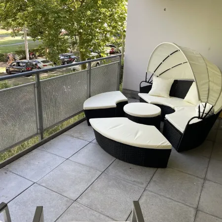 2 Bedroom apartment in upscale Zurich area