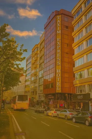 塔克希姆快捷酒店