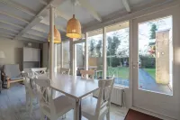 Bungalow in Sint Maartenszee Near Beach