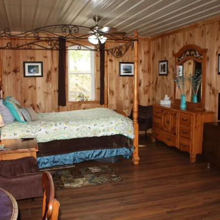 Climb On Inn~ Studio~ Naturally Gorgeous~Rock Climbing -Red River Gorge~Cozy