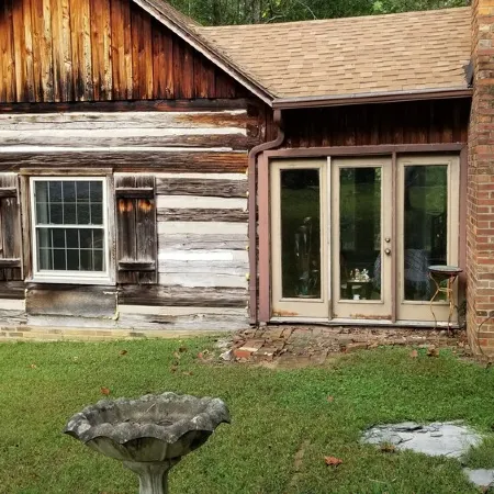 Authentic 1800s Century Kentucky Log Cabin Land Bewteen the Lakes