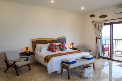 CASA ROCA Chaac South Suite / Parking / Quiet / Ocean Front