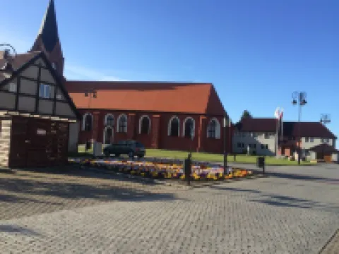 Stylish house in an idyllic, quiet location, large garden. 波利採縣酒店