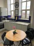 Central Doncaster 1BED 1BATH Pent-Apartment