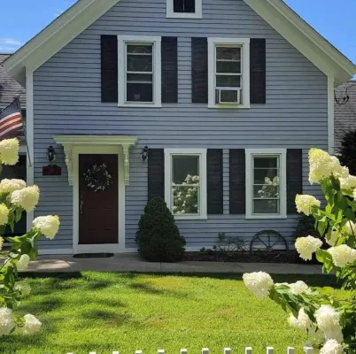 Amazing entertainment home Hotels in Montville