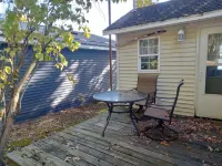 Cozy Cottage on Crooked Lake First Basin