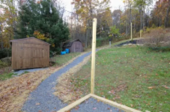 Scenic Deep Creek Getaway Cabin-RICK'S RETREAT