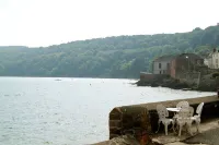 Cornish Cottage sea 100m four bedrooms Kingsand, homely & comfortable