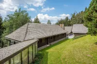 Free WiFi beautiful nature hiking relaxation calm recharge your batteries Landhaus Hotels in Baierdorf bei Anger