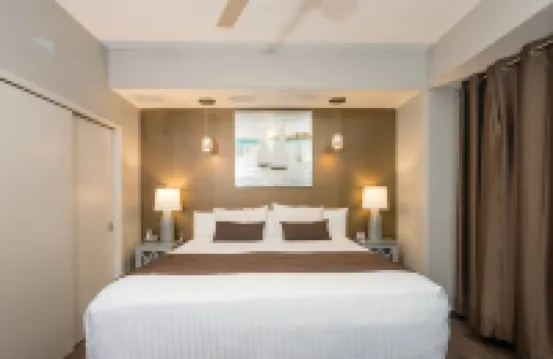 Fresh Remodel - 1BR 1BA Gorgeous Ocean Front Condo at Las Palomas - Cristal 306