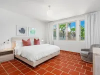 Oceanview Villa in Gated Beachfront Community w/ Full Backup Generator & Cistern Hotels in Vega Alta