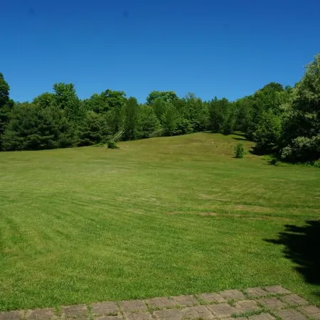 SPACIOUS and PRIVATE renovated farmhouse for the whole family Отели в г. Санапи