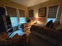 Paradise found! Escape,relax, renew and retreat to nature. Lakefront views await