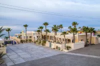 Las Conchas Beach Front Villa 1-15 Bedrooms- Kayaks-Tennis-Fun  호텔