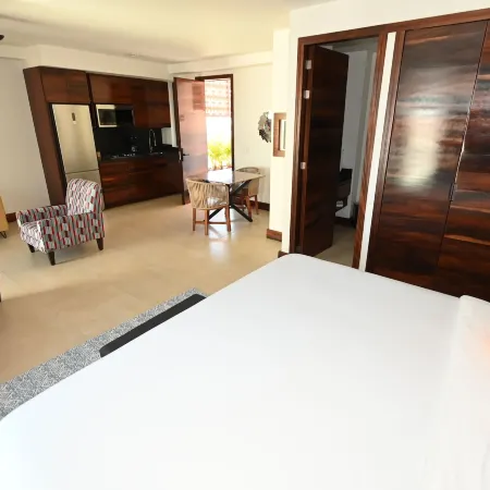 Barrio Vallarta Suites