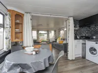 Rhiwlas Bach Hotels in Llanfair-Mathafarn-Eithaf