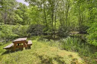 Pond on-Site! Dog-Friendly Blue Ridge Mtn Retreat - parking