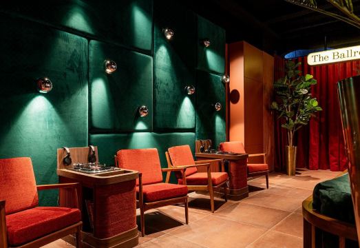 2. 디 오스텐디안..