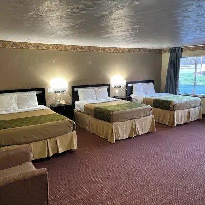 Budget Host Inn Charleston Hotels near Watt Powell Stadium