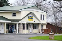 Scottish Inns Potsdam Hotel a Canton