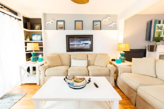 Ocean Glass Condominiums Hotels in 