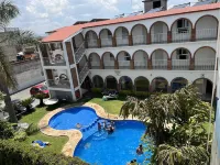 Hotel El Romano Ixtapan de la SAL - Kolam Renang
