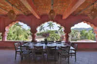 Nomada Wellness Hotel