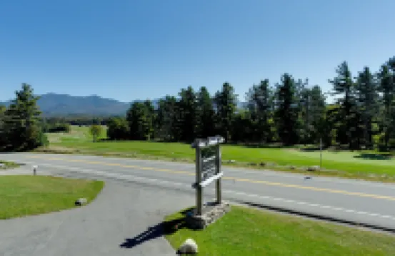 Cobble Mountain Lodge