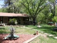 Apple Creek Cottages Hotels in Prescott