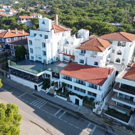 Çamlık 87 Hotel Ayvalık