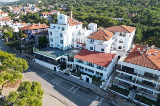 Çamlık 87 Hotel Ayvalık Hotels in 